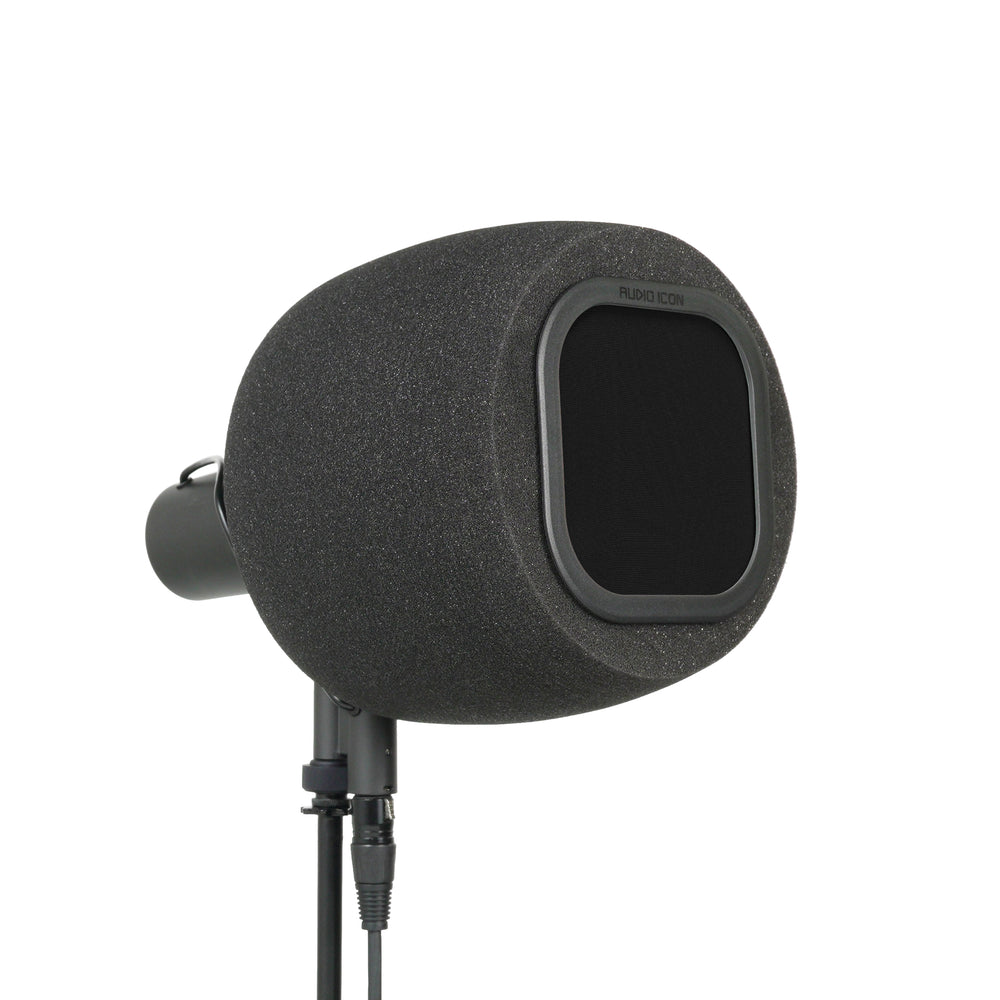 Audio Icon 7B Isolation booth facing right at 3/4 view with black mesh pop filter