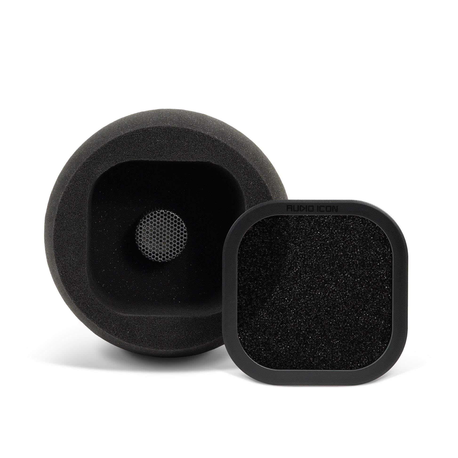 7B Portable Isolation Booth facing the camera with the foam pop filter off showing large chamber